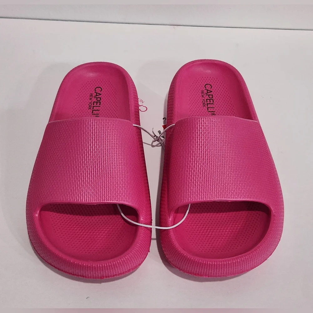 Capelli of New York Fuchsia Slide Sandals - Picture 2 of 4